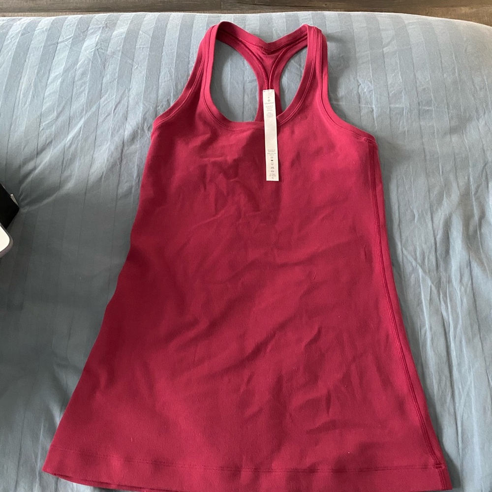 Lululemon tank top 4 magenta